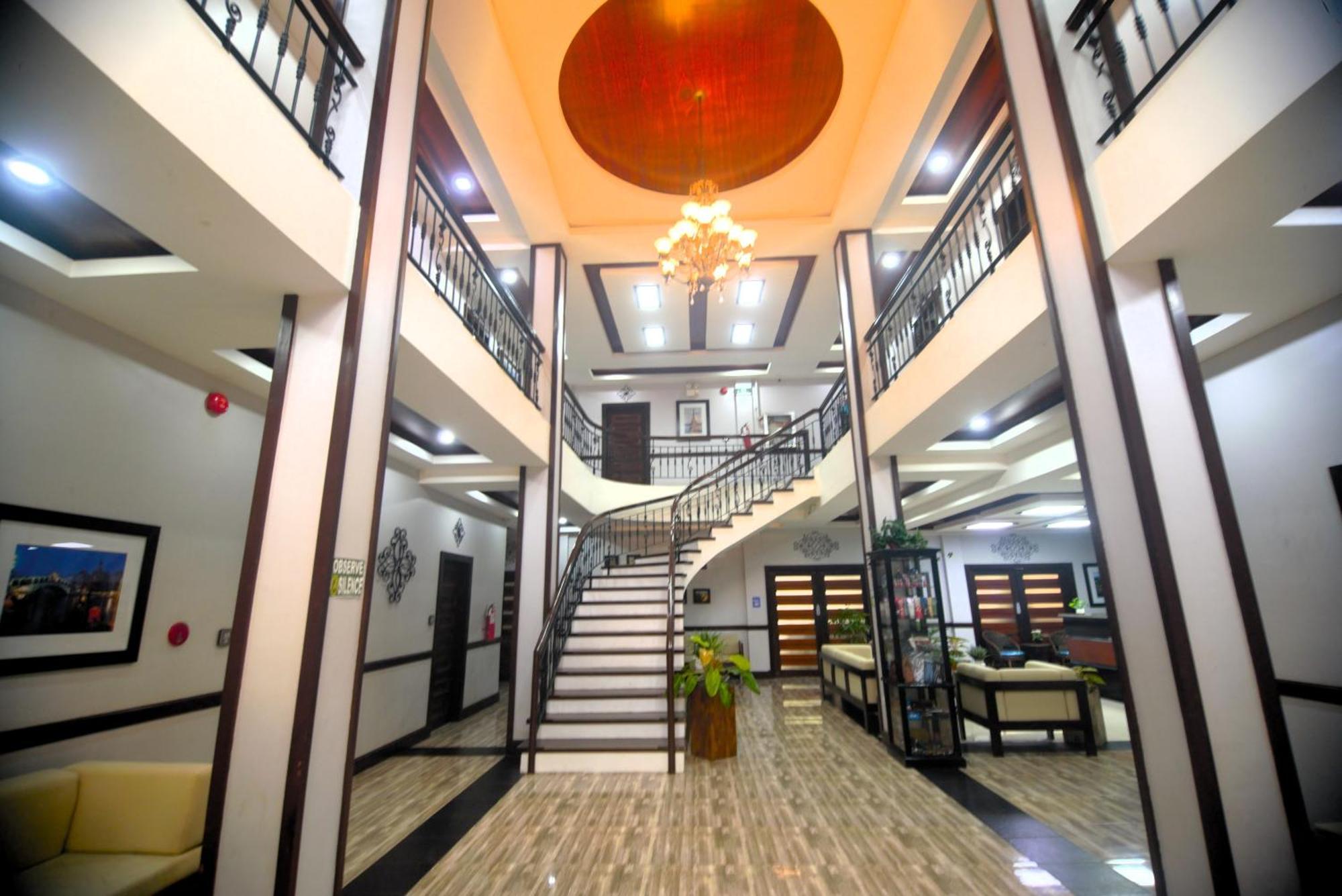 Hotel Gabriella Tagbilaran Exterior foto
