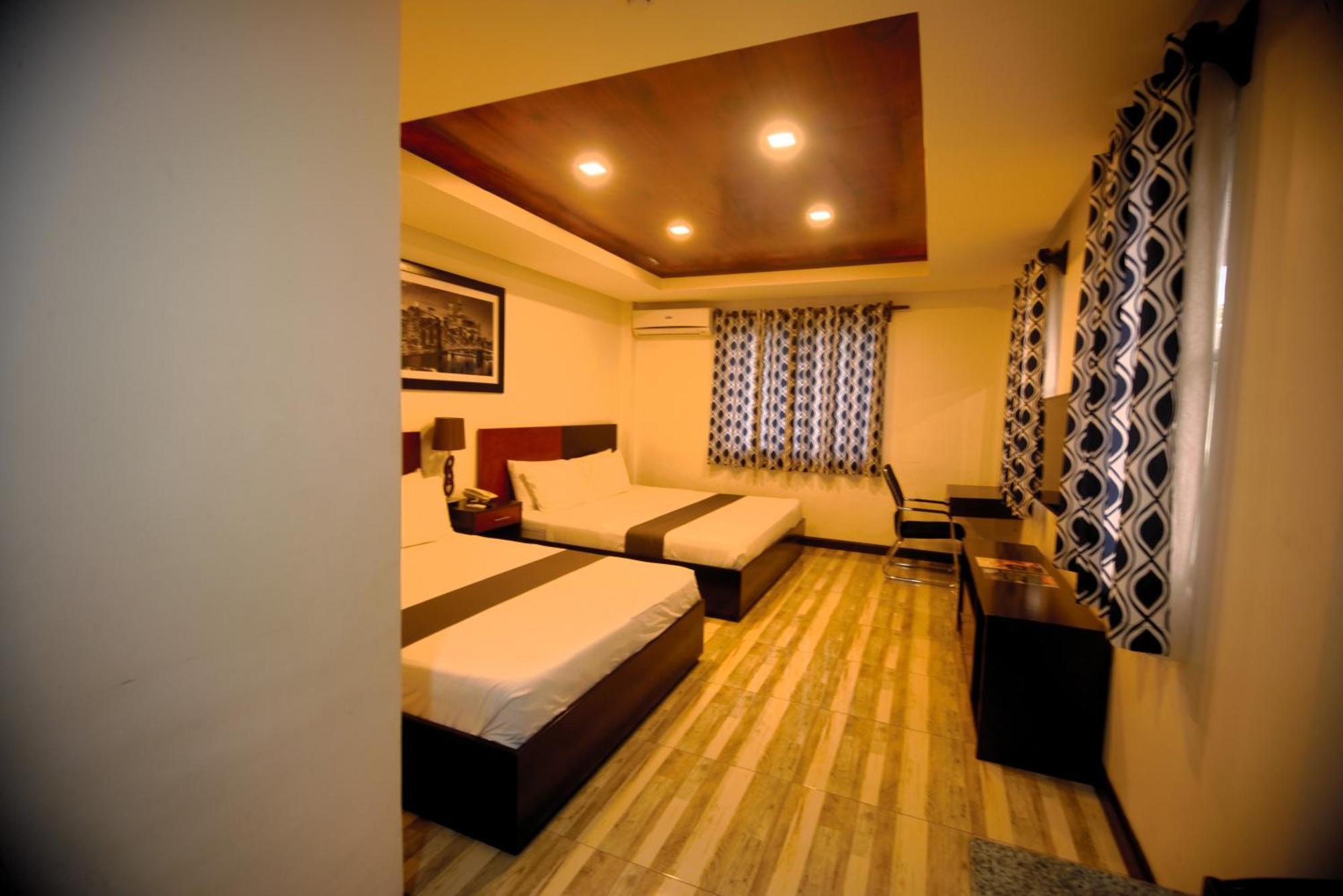 Hotel Gabriella Tagbilaran Exterior foto