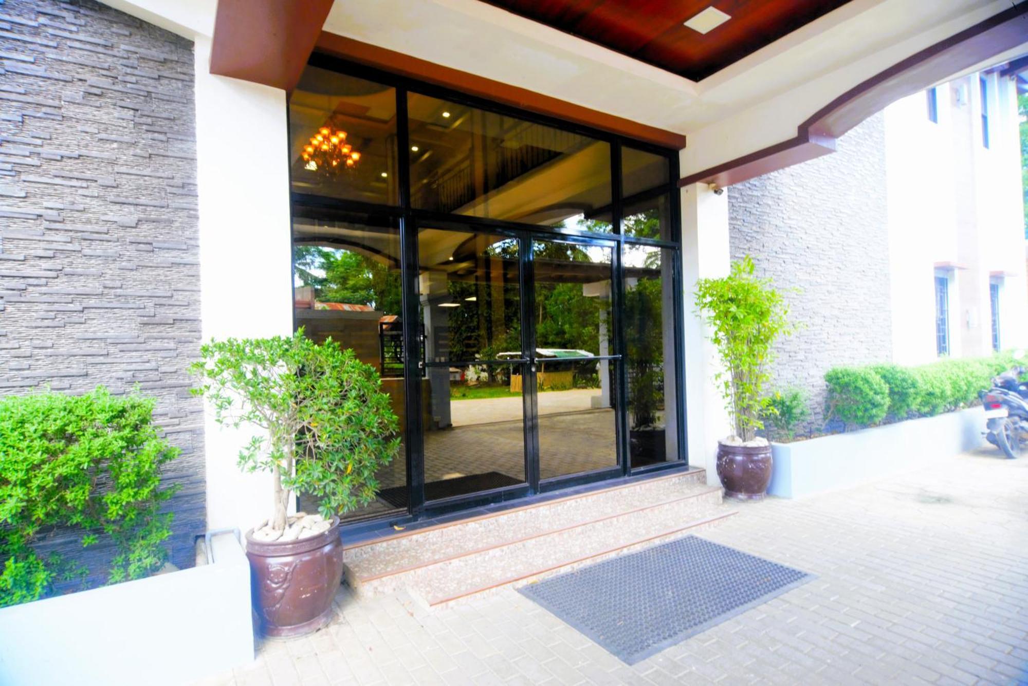 Hotel Gabriella Tagbilaran Exterior foto